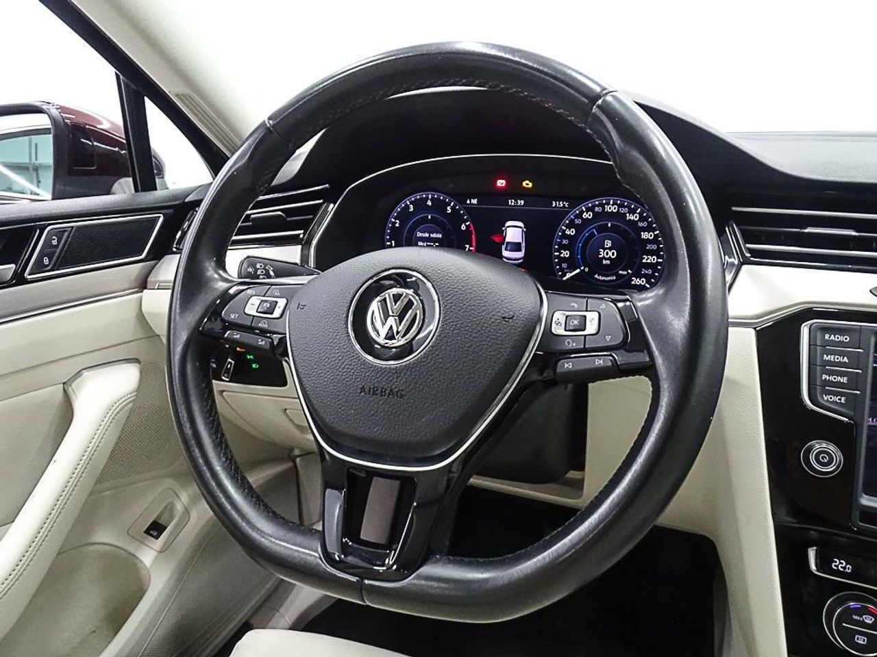 Foto Volkswagen Passat 31