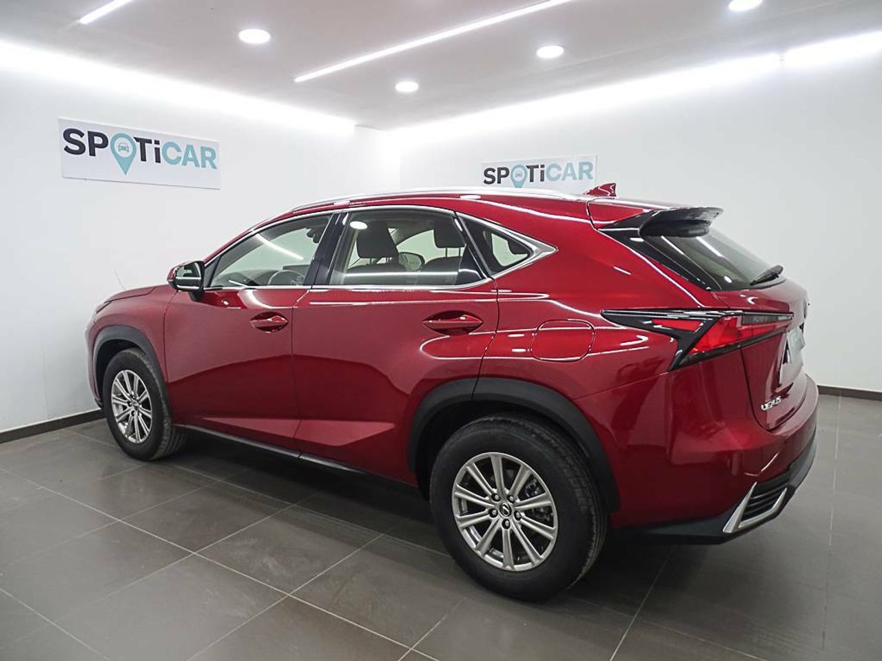 Foto Lexus NX 27