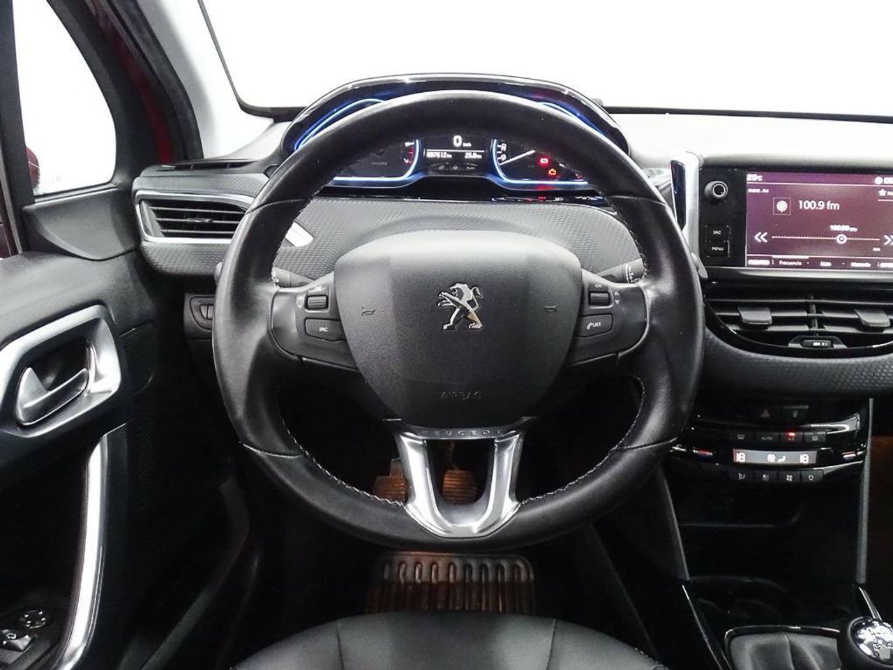 Foto Peugeot 2008 18