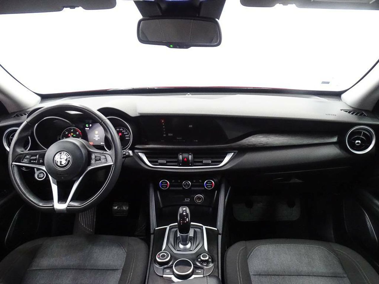 Foto Alfa Romeo Stelvio 16