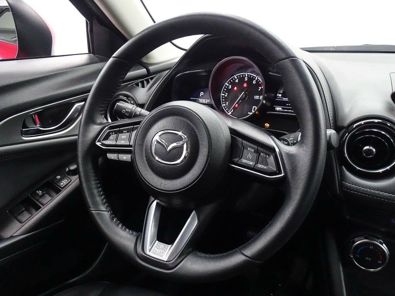 Foto Mazda CX-3 28