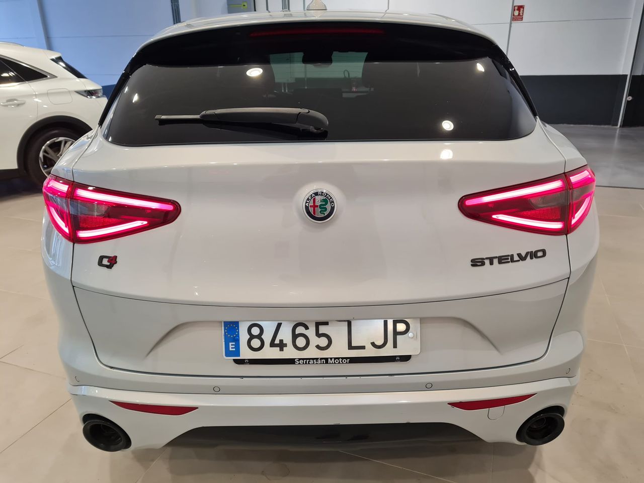 Foto Alfa Romeo Stelvio 6