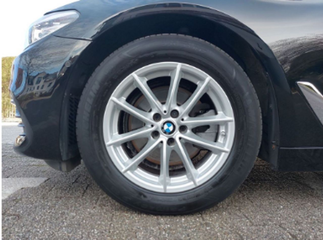 Foto BMW Serie 5 8