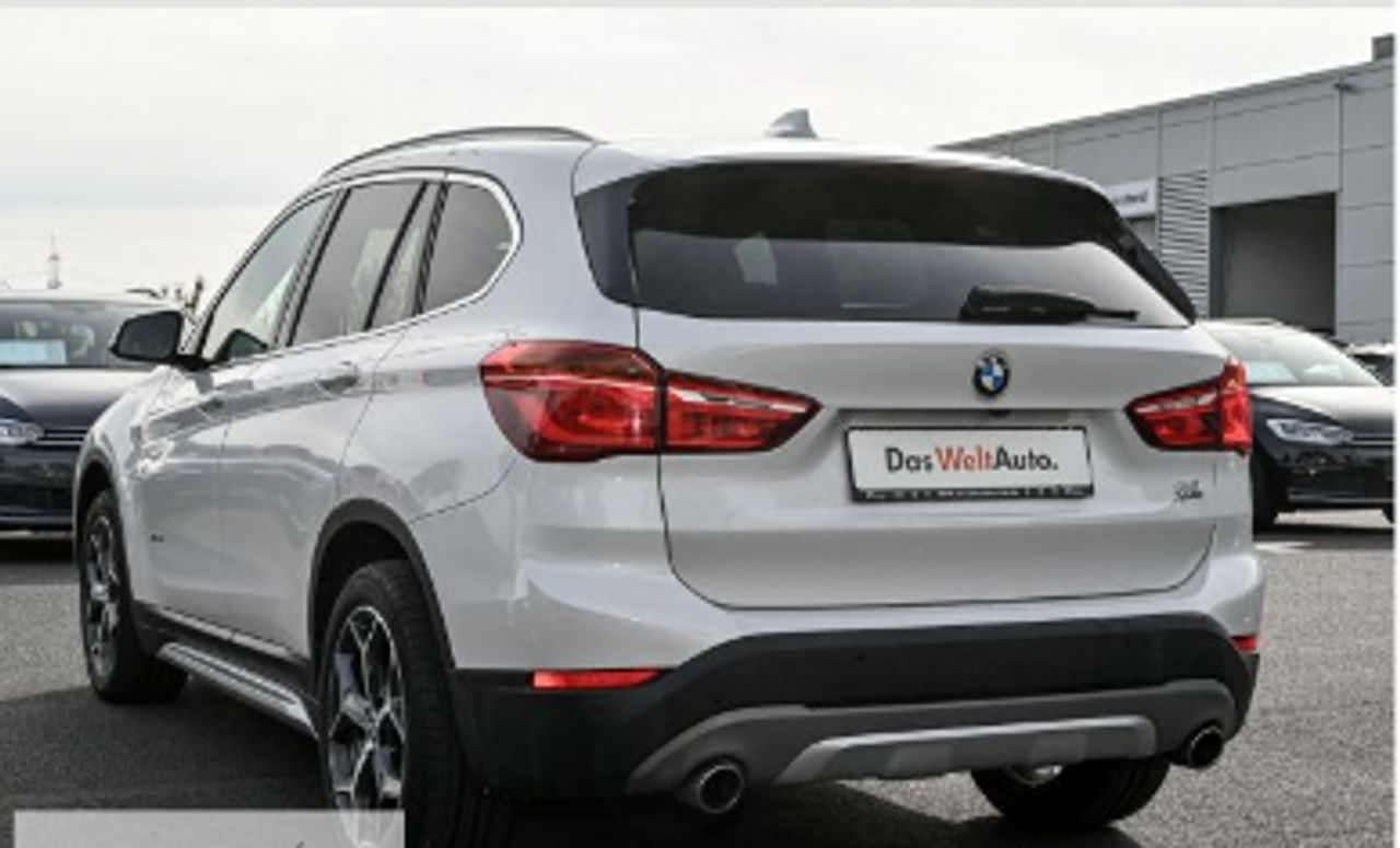 Foto BMW X1 4