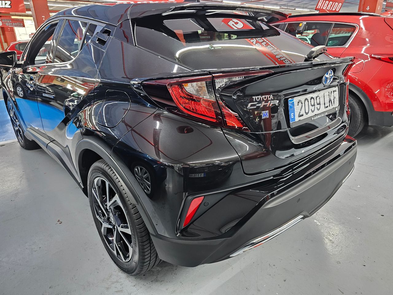 Foto Toyota C-HR 4