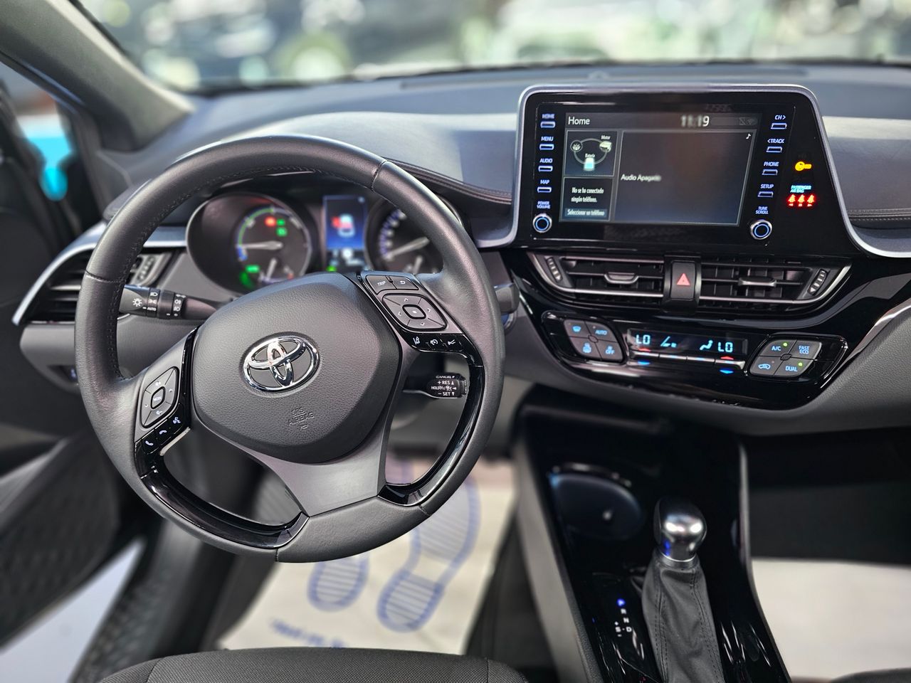 Foto Toyota C-HR 8