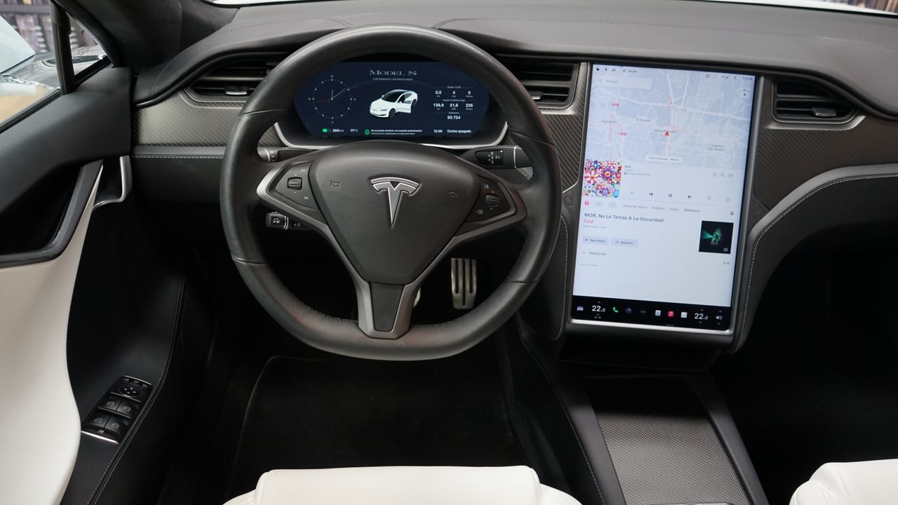 Foto Tesla Model  S 39