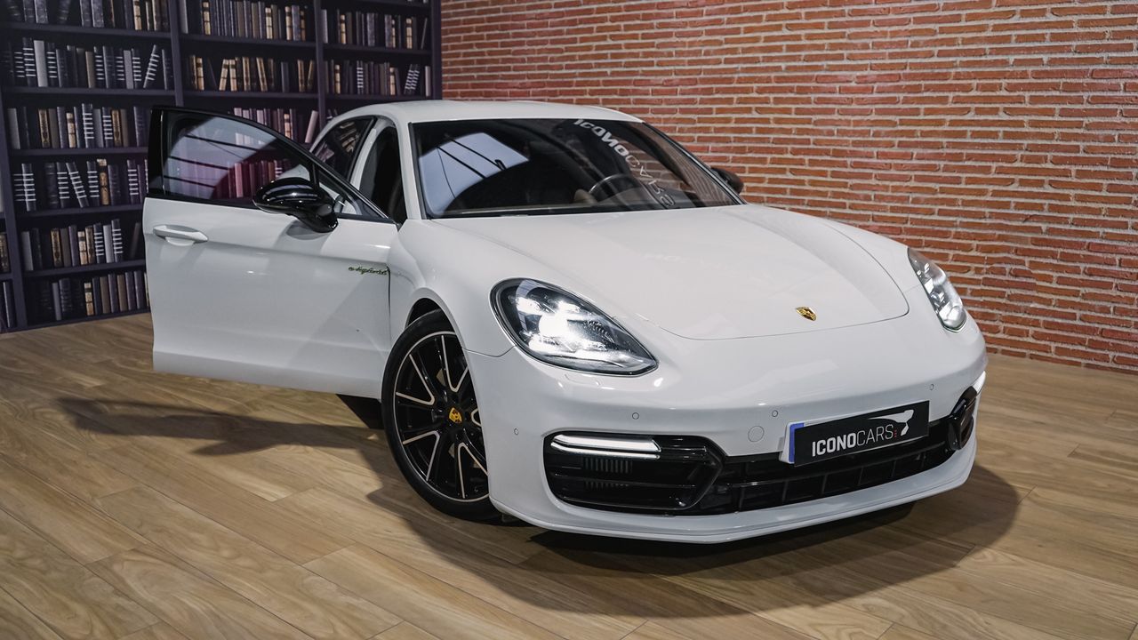 Foto Porsche Panamera 4