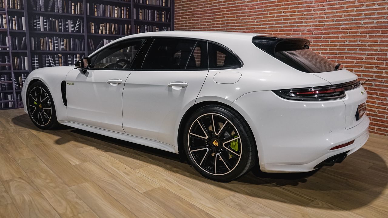 Foto Porsche Panamera 12