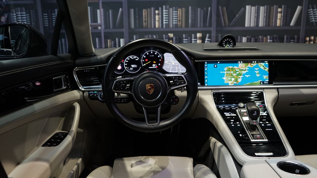 Foto Porsche Panamera 38