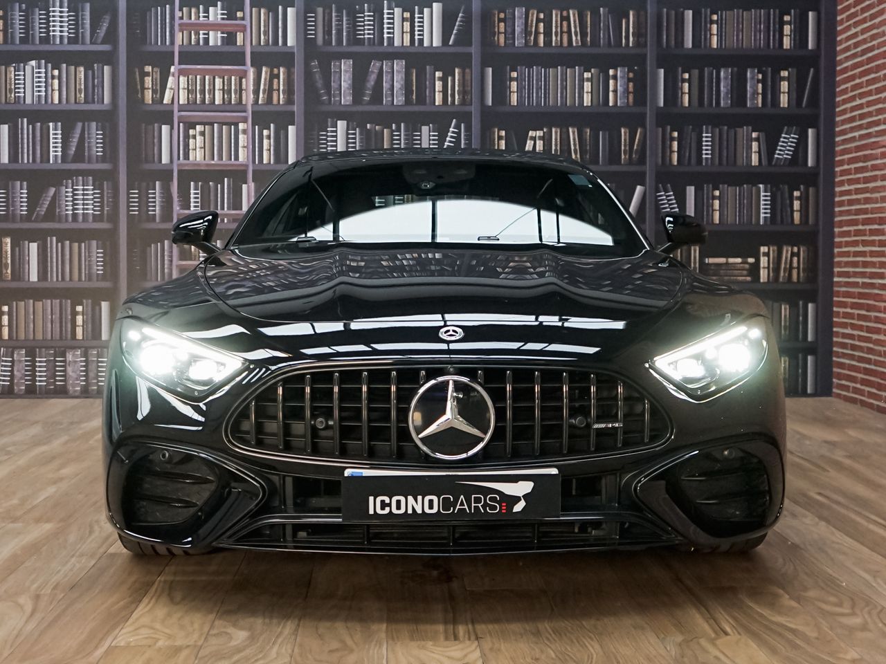 Foto Mercedes-Benz AMG GT 6