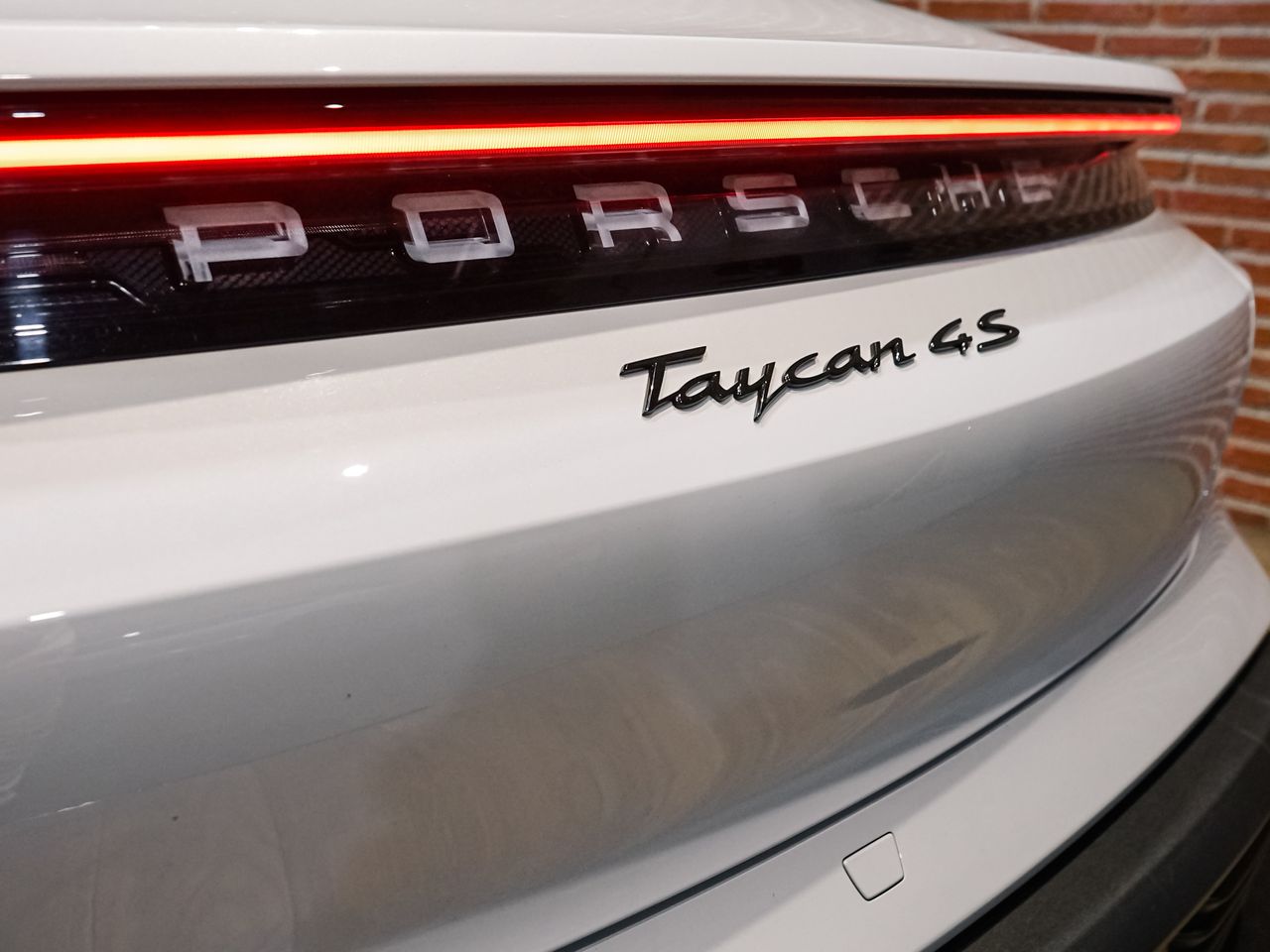 Foto Porsche Taycan 15