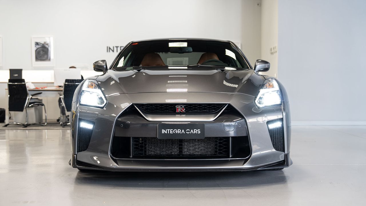 Foto Nissan GT-R 2