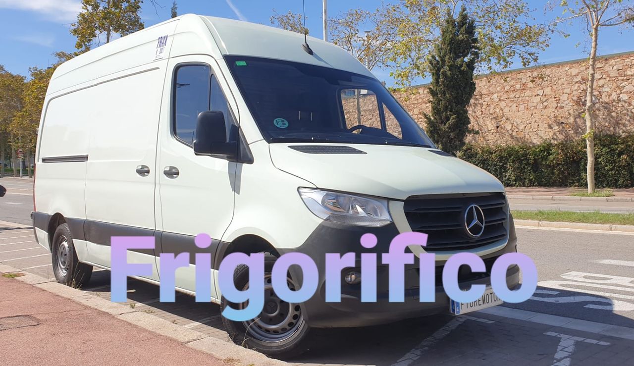 Foto Mercedes-Benz Sprinter 33