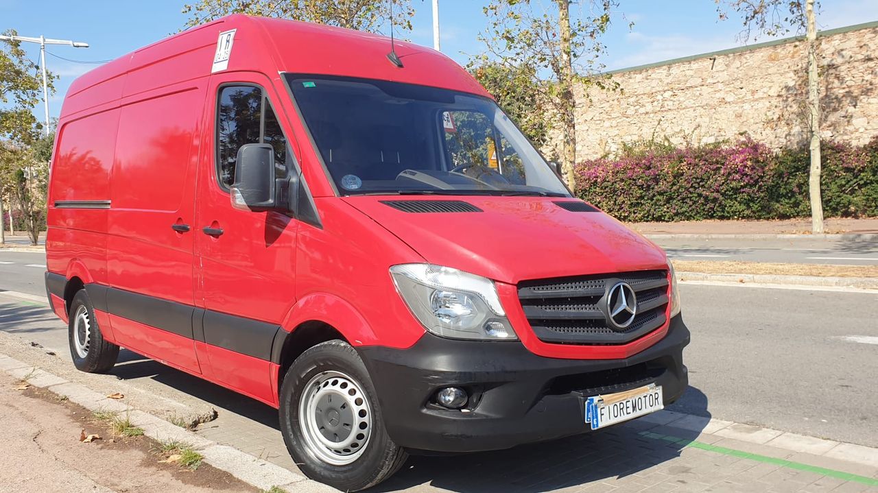 Foto Mercedes-Benz Sprinter 4