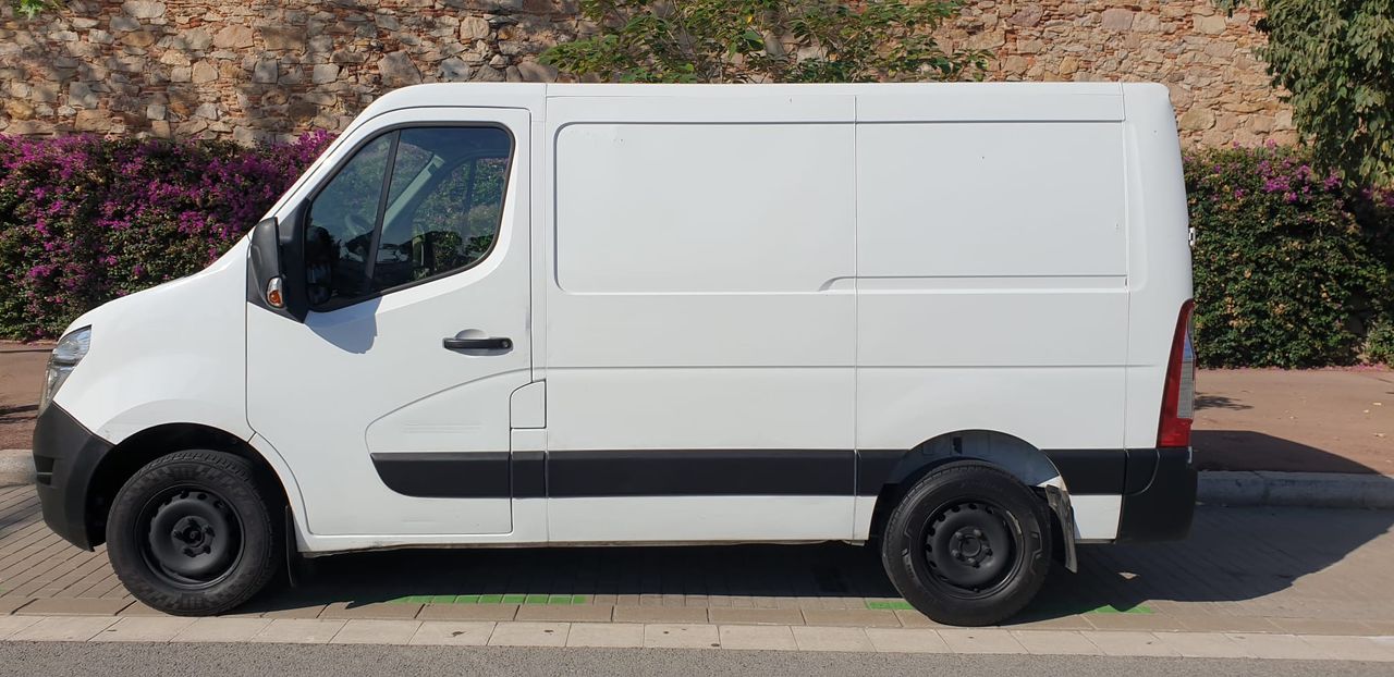 Foto Nissan NV400 10