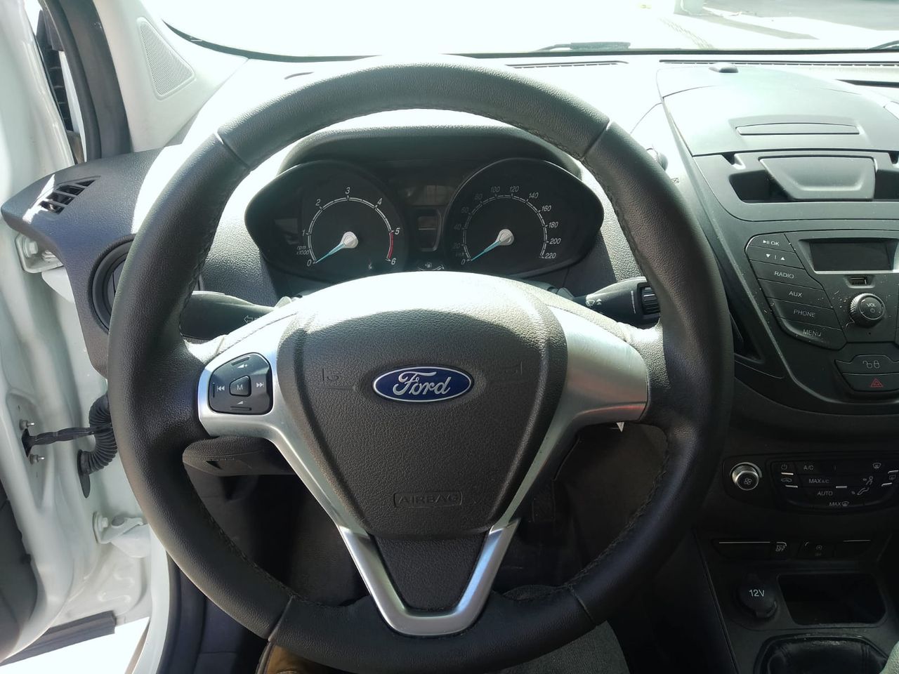 Foto Ford Transit  Courier 25