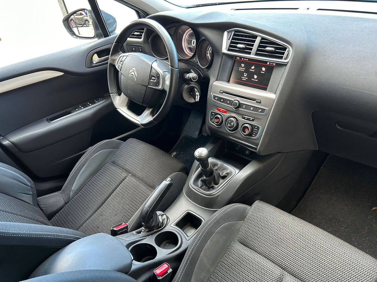 Foto Citroën C4 11