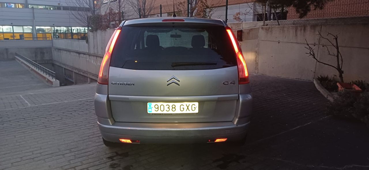 Foto Citroën Grand C4 Picasso 8