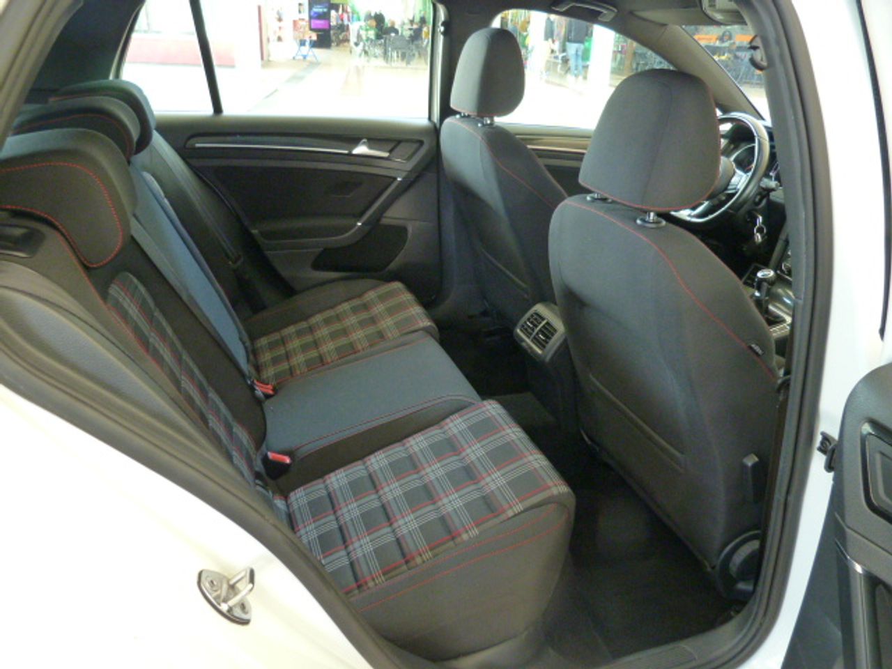 Foto Volkswagen Golf 14