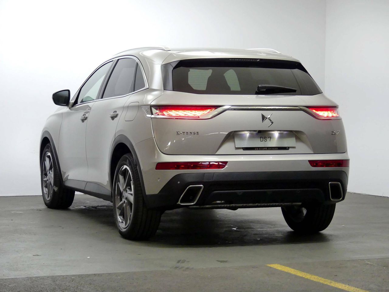 Foto DS Automobiles DS 7 Crossback 5