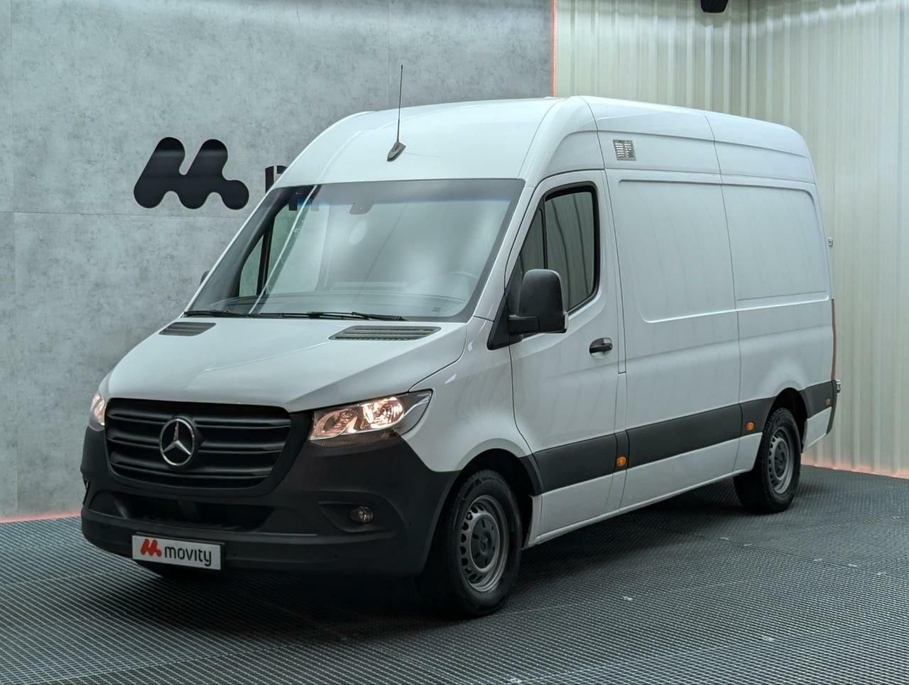 Foto Mercedes-Benz Sprinter 11