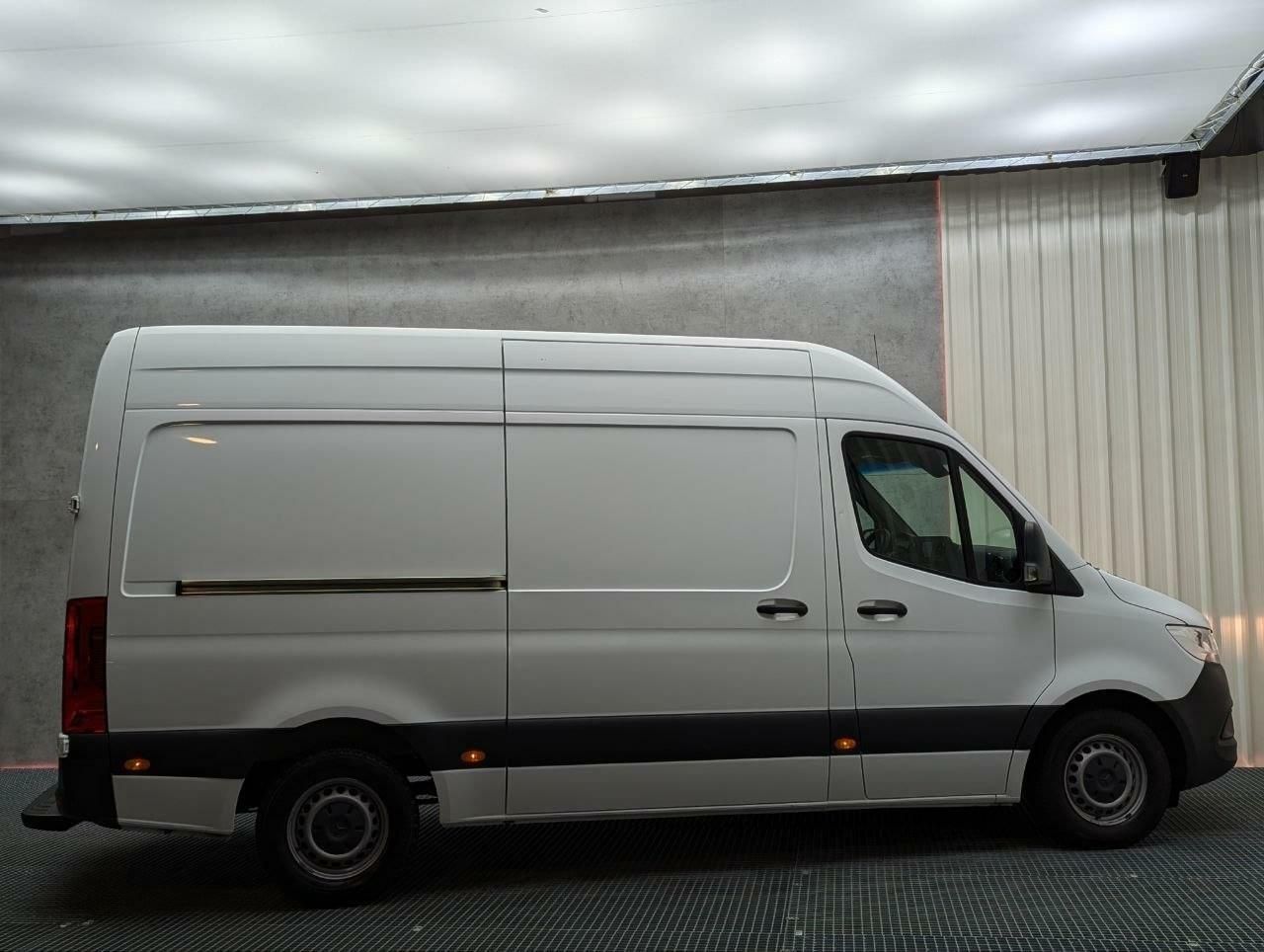 Foto Mercedes-Benz Sprinter 21