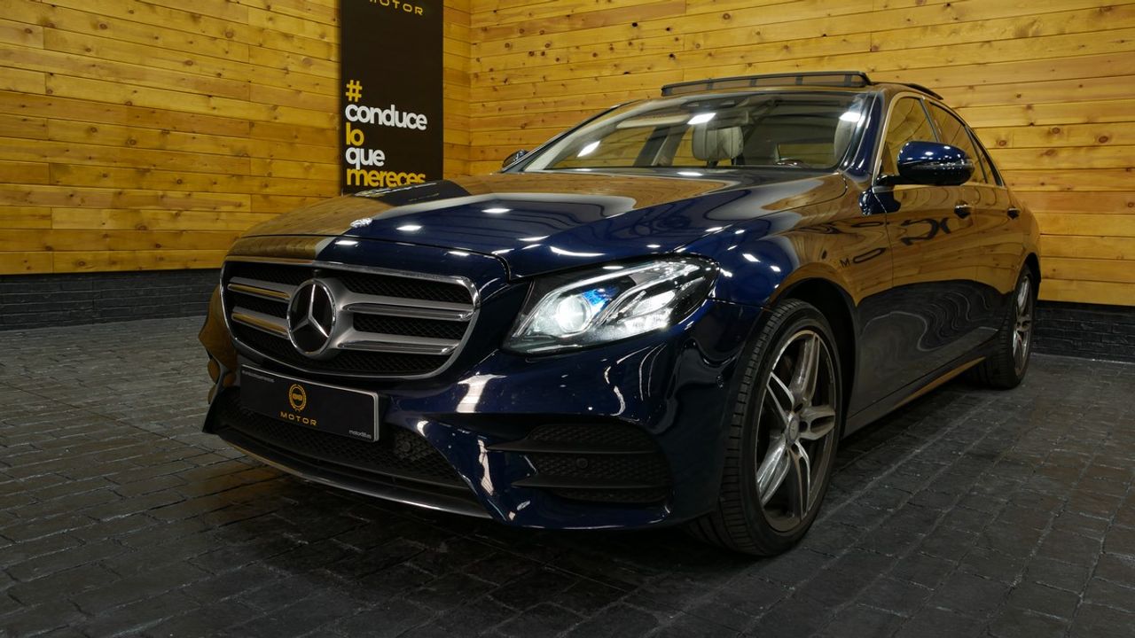 Foto Mercedes-Benz Clase E 27