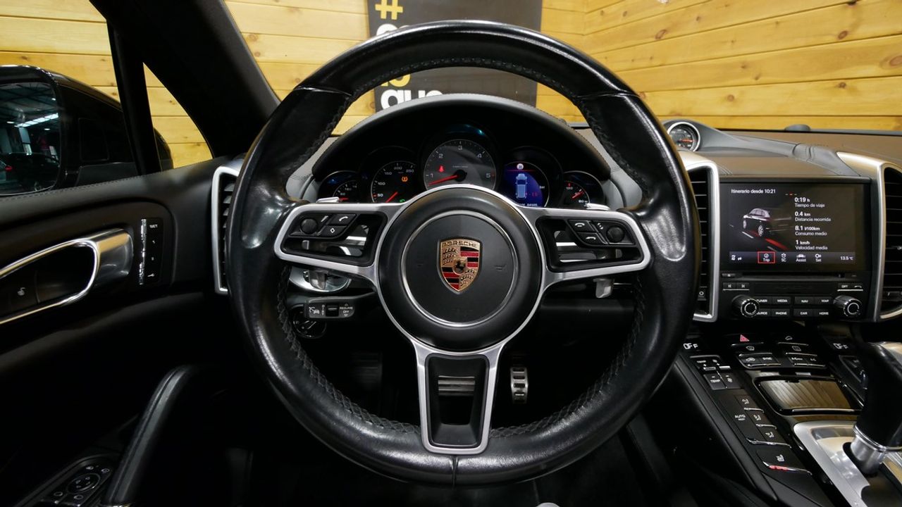 Foto Porsche Cayenne 4