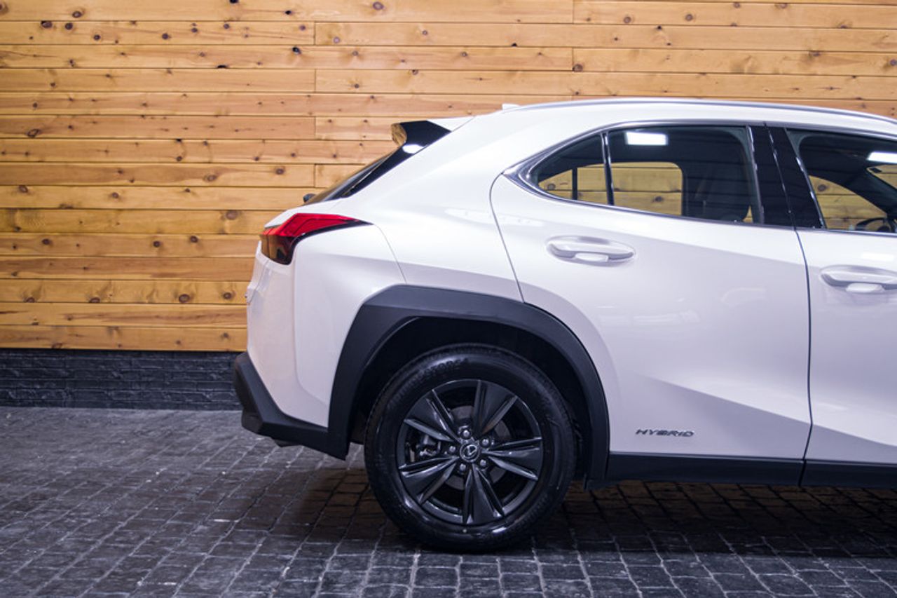 Foto Lexus UX 2