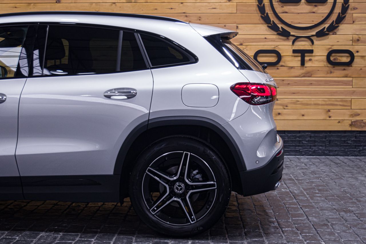 Foto Mercedes-Benz Clase GLA 9