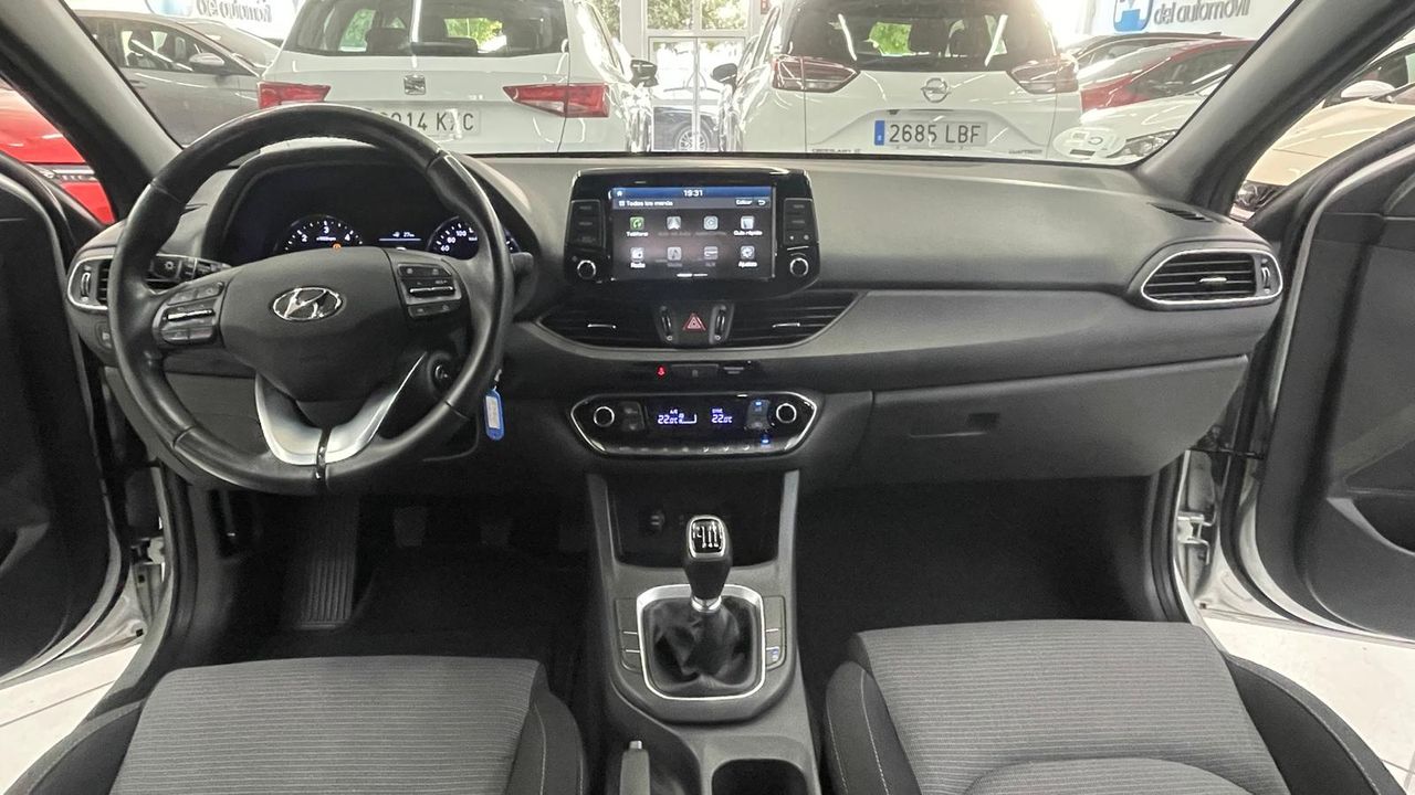 Foto Hyundai i30 5