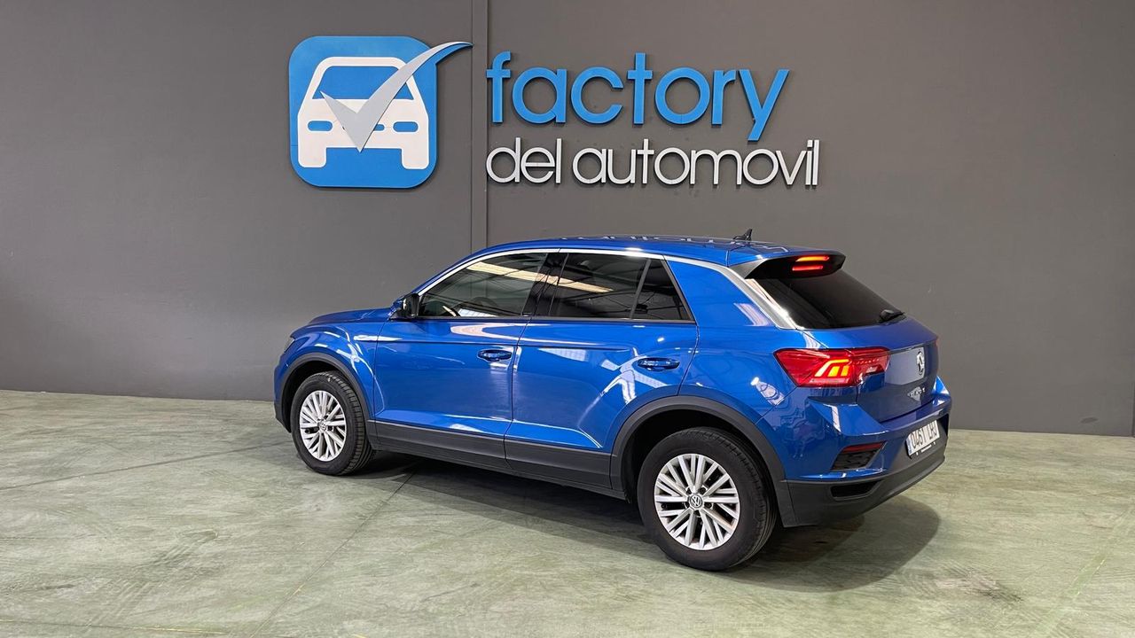 Foto Volkswagen T-Roc 3