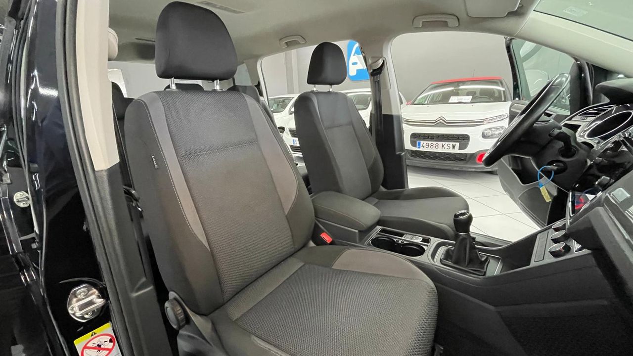 Foto Volkswagen Touran 10