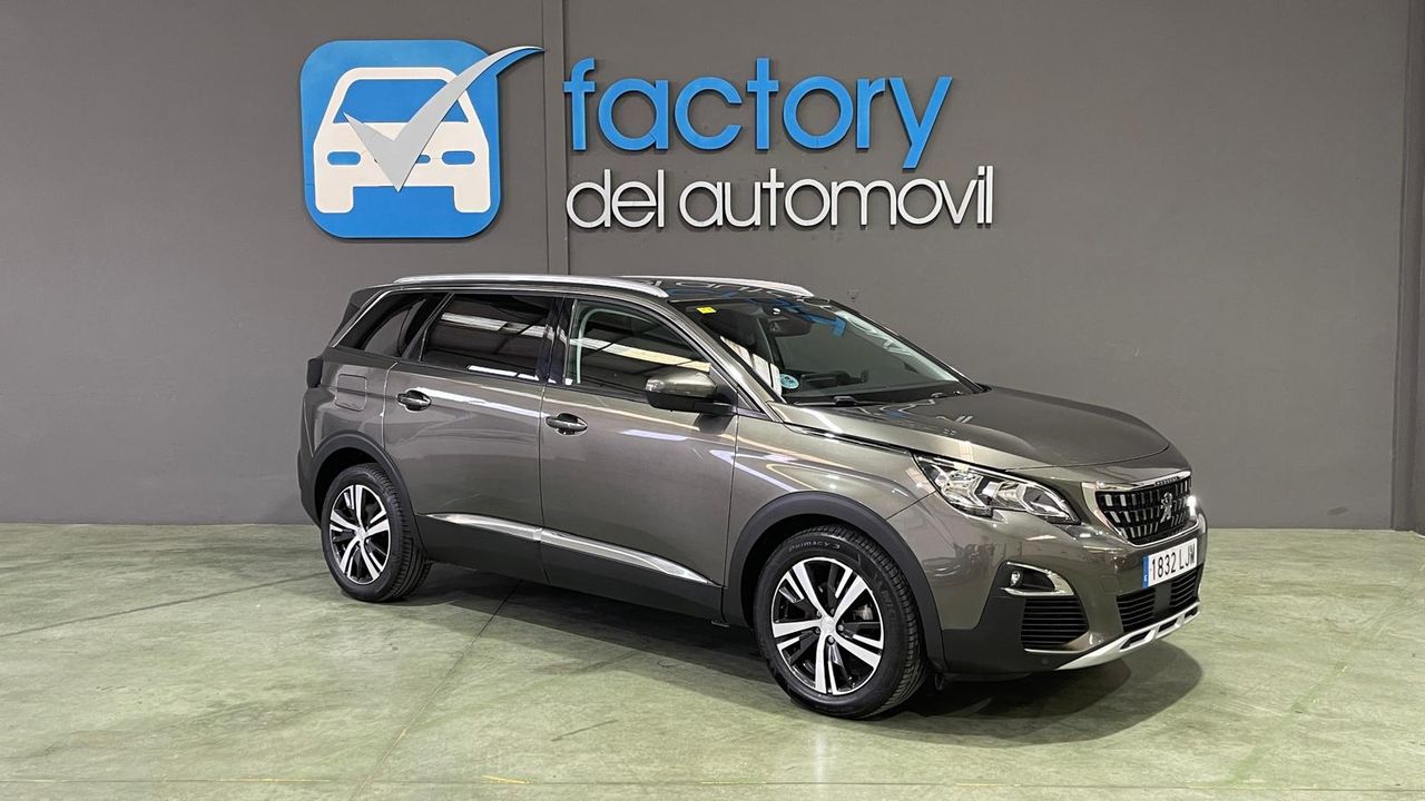 Foto Peugeot 5008 2