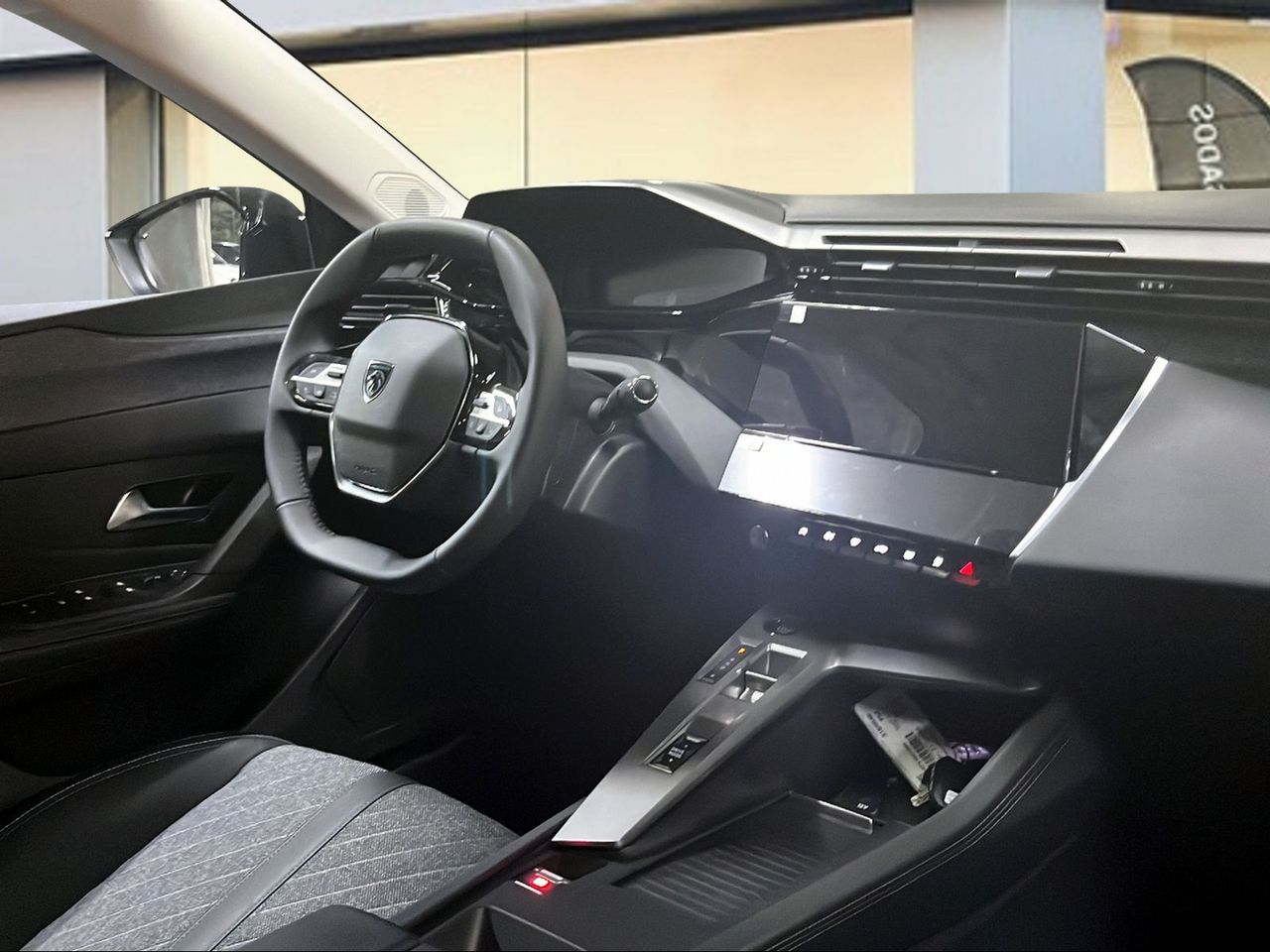 Foto Peugeot 408 15