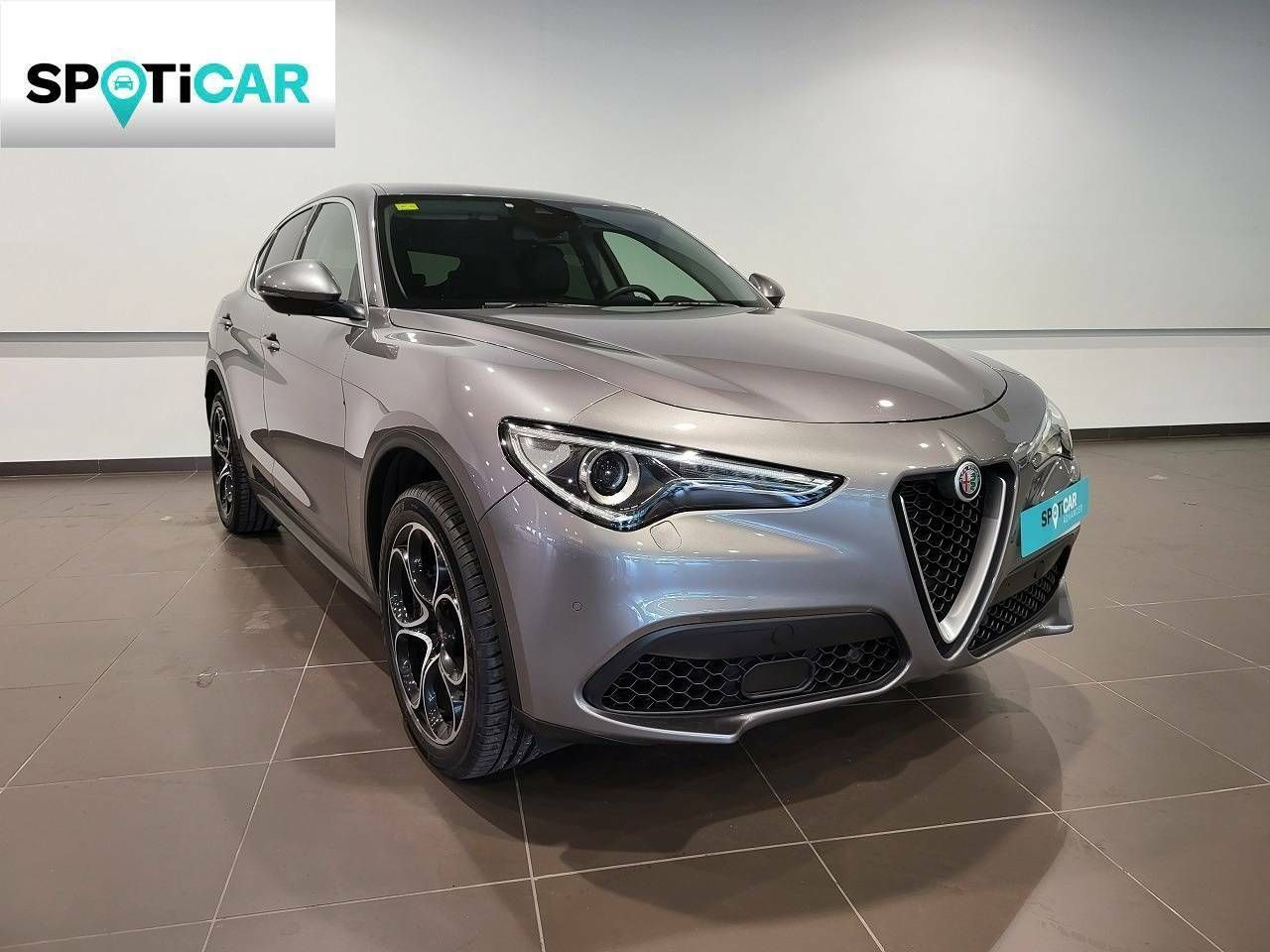 Foto Alfa Romeo Stelvio 2