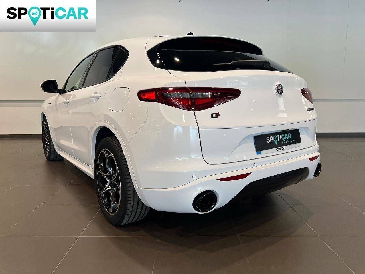 Foto Alfa Romeo Stelvio 6