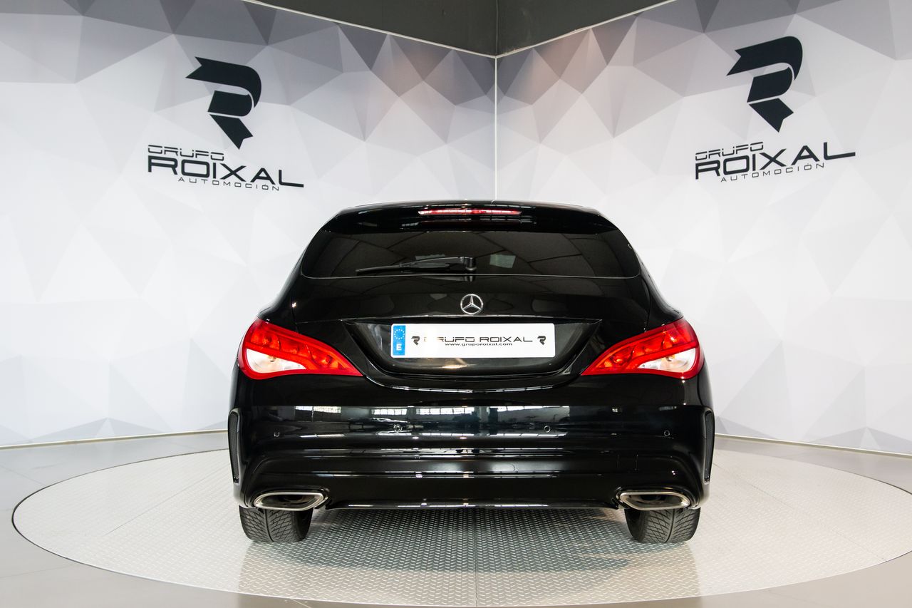 Foto Mercedes-Benz Clase CLA 4