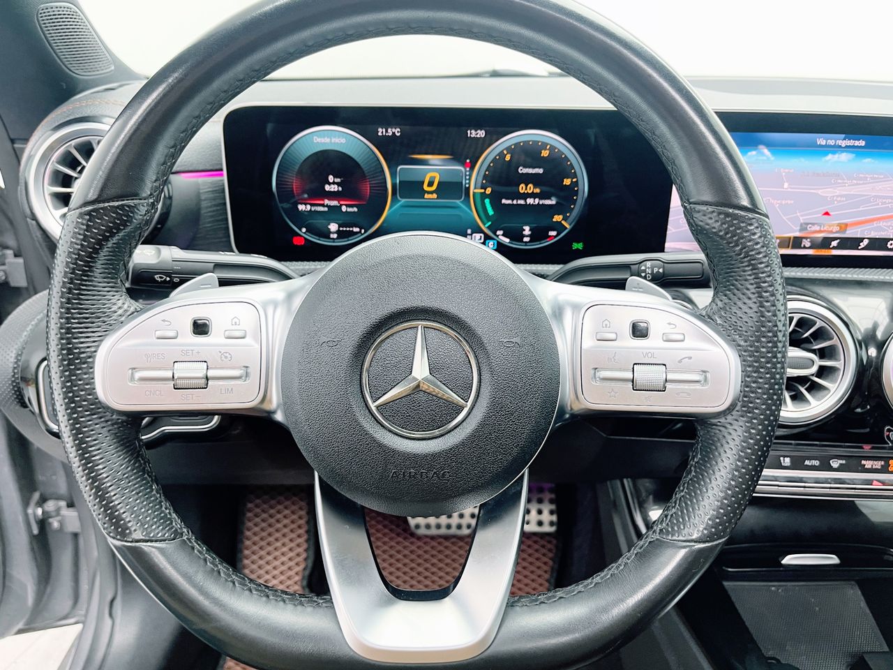 Foto Mercedes-Benz Clase CLA 29