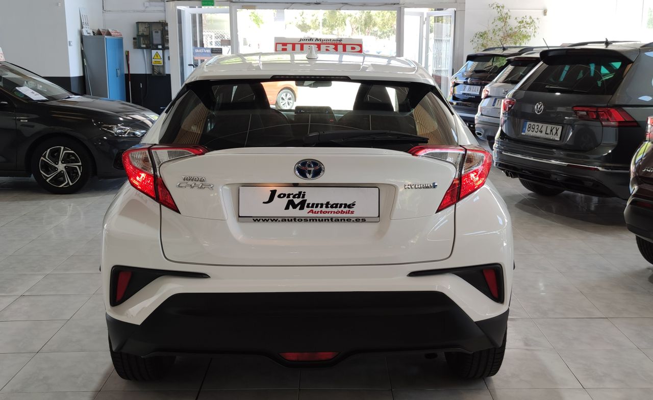 Foto Toyota C-HR 24