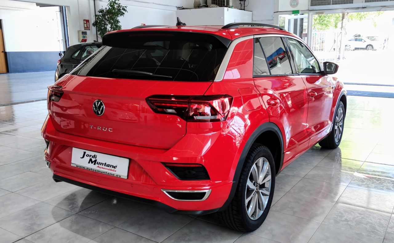 Foto Volkswagen T-Roc 4