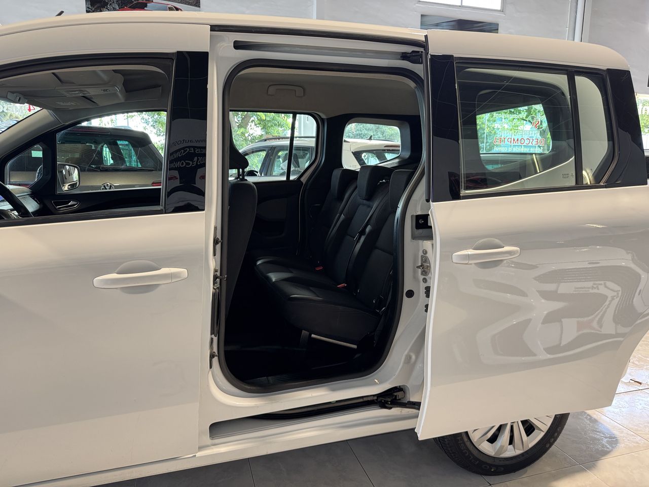 Foto Renault Kangoo 25