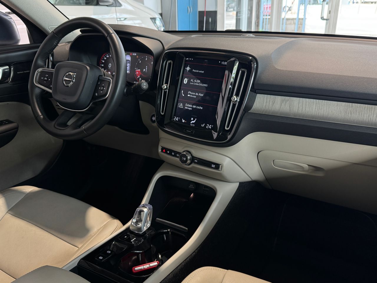 Foto Volvo XC40 13