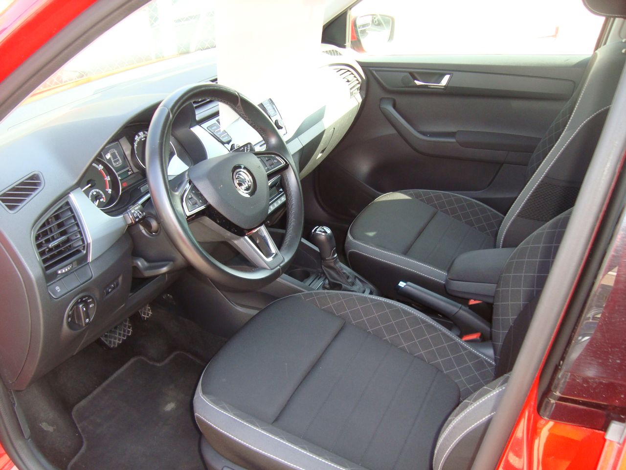 Foto Skoda Fabia 13