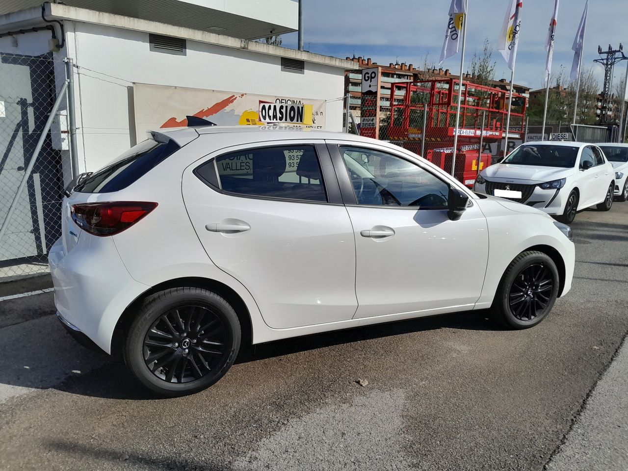 Foto Mazda Mazda2 17