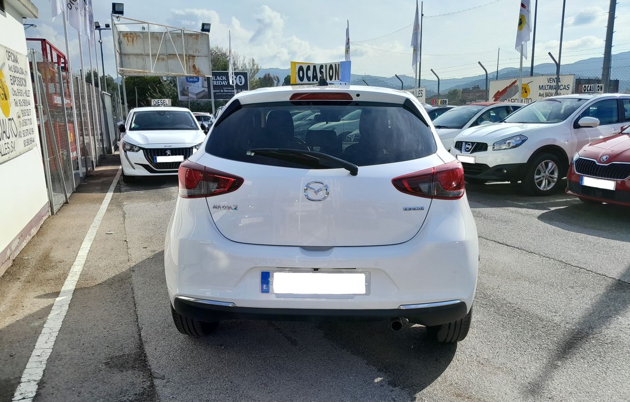 Foto Mazda Mazda2 21