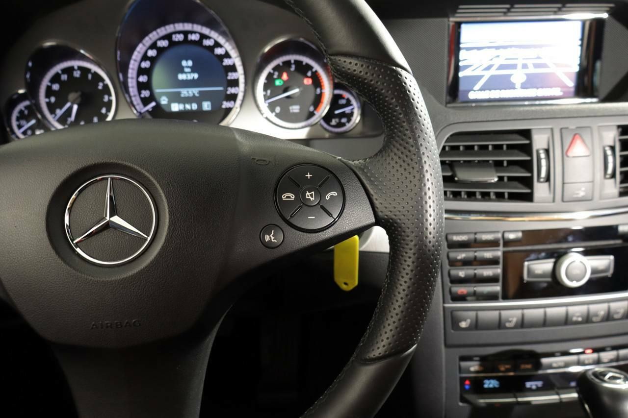Foto Mercedes-Benz Clase E 32