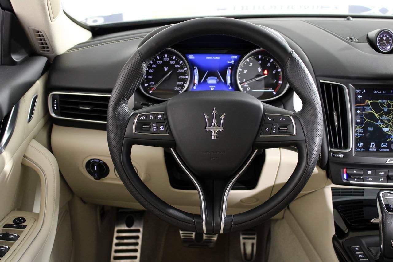 Foto Maserati Levante 22