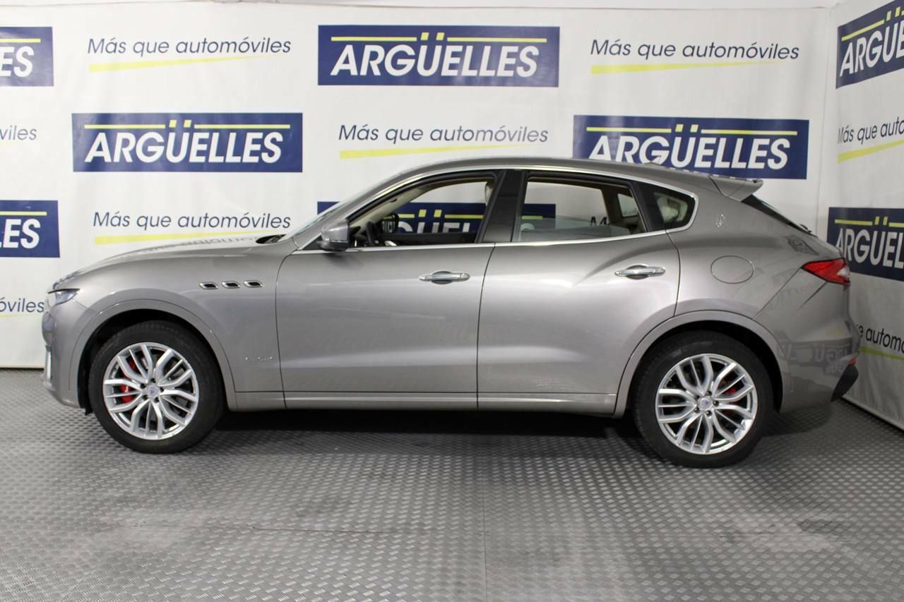 Foto Maserati Levante 3